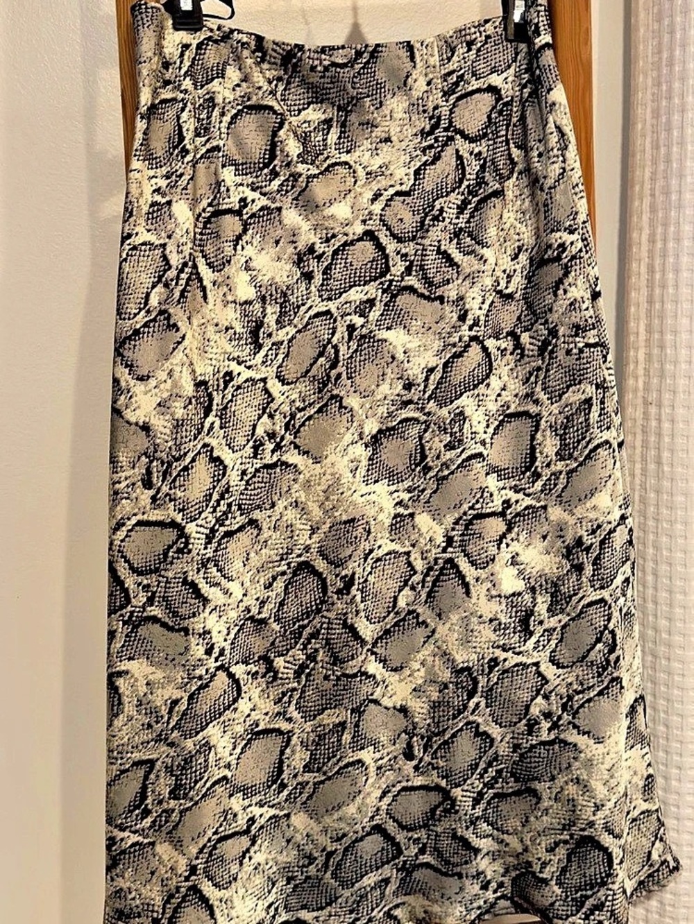 Cotton Candy LA Snake Print Midi Skirt Size Large Like New